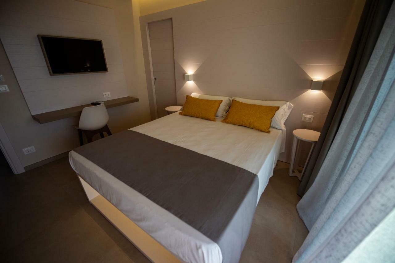 Michelino House Bed and Breakfast Parghelia Exteriör bild